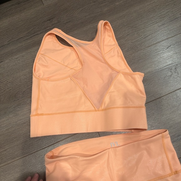 IVL Peach crop top - Picture 4 of 4